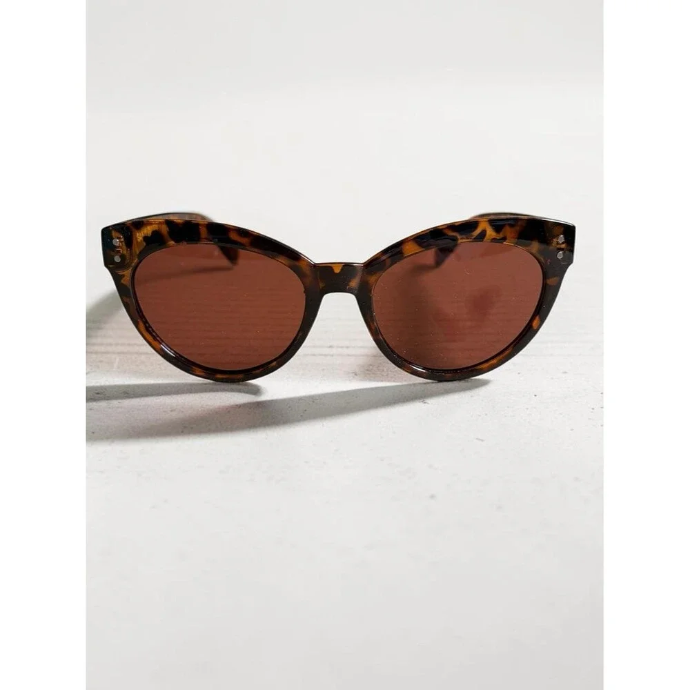NEW Saint Owen X Curateur WYLDE Tortoise Shell Sunglasses with Faux Leather Case
